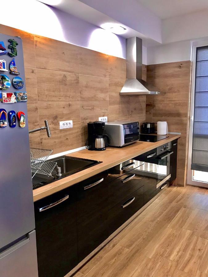 Criss Apartament Sinaia Esterno foto