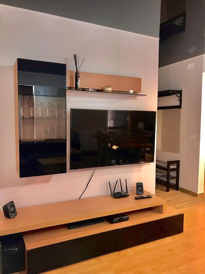 Criss Apartament Sinaia Esterno foto