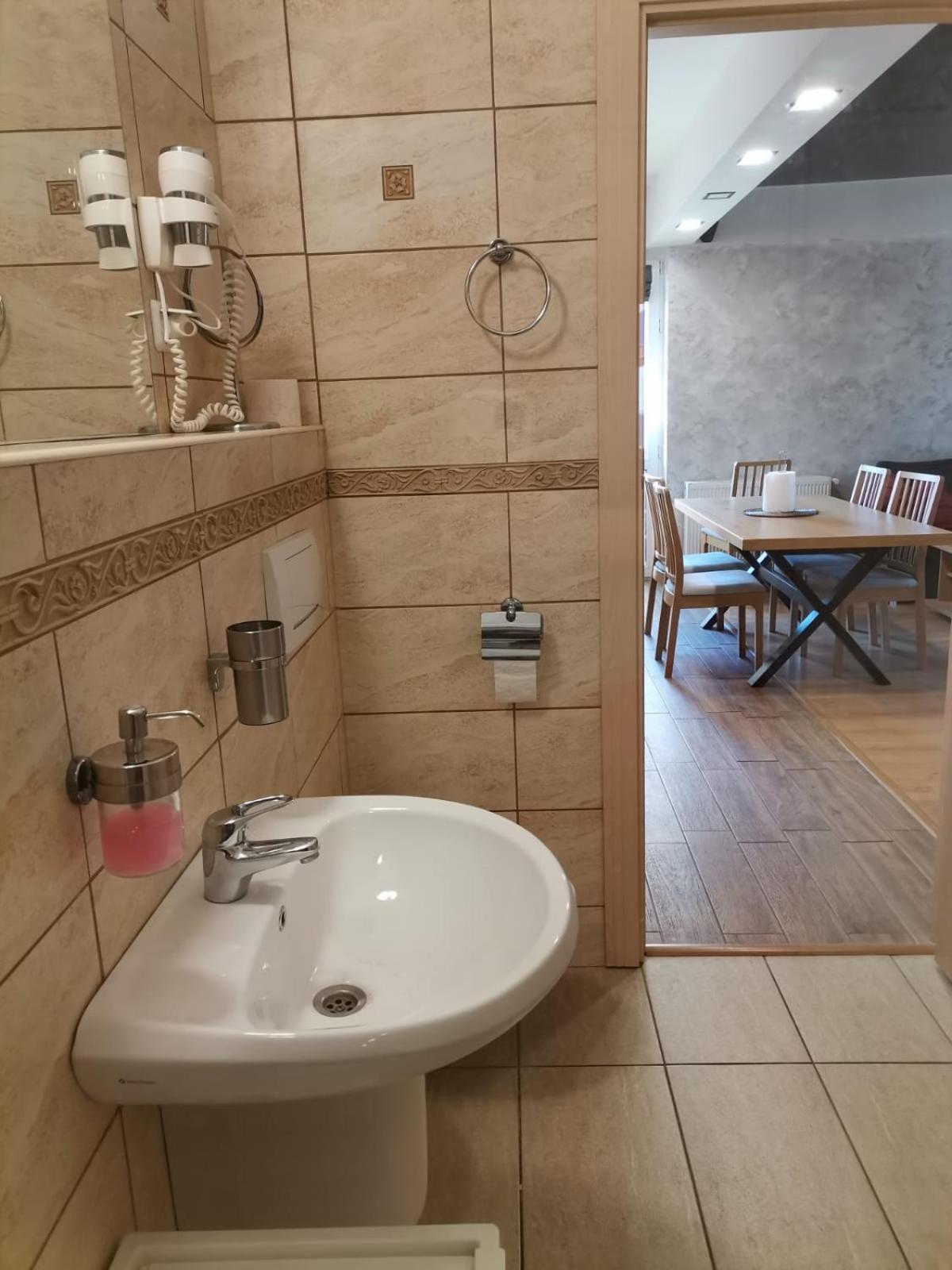 Criss Apartament Sinaia Esterno foto